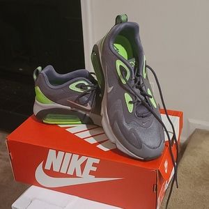 Air Max 200 WTR with box